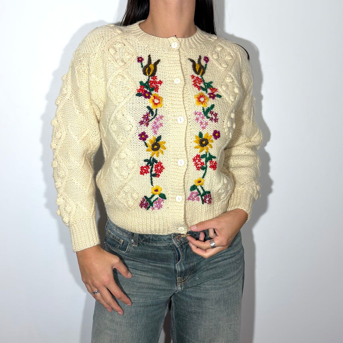 Cardigan Ishwar