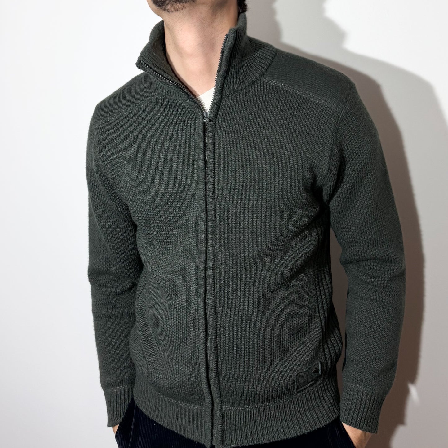 Pull Lee Cooper