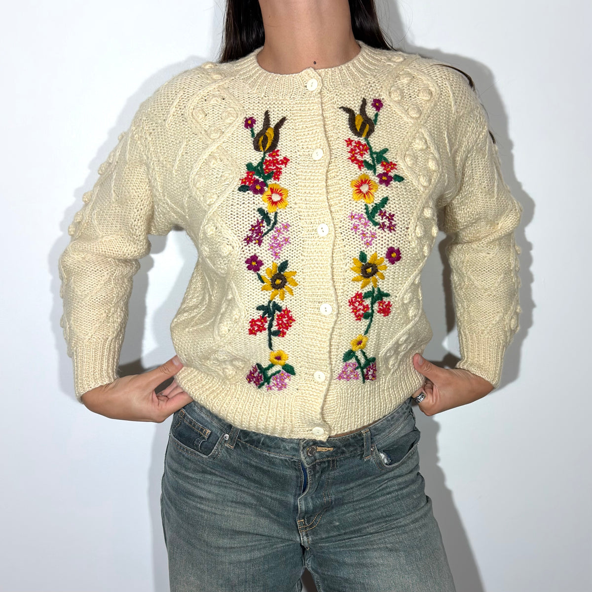 Cardigan Ishwar