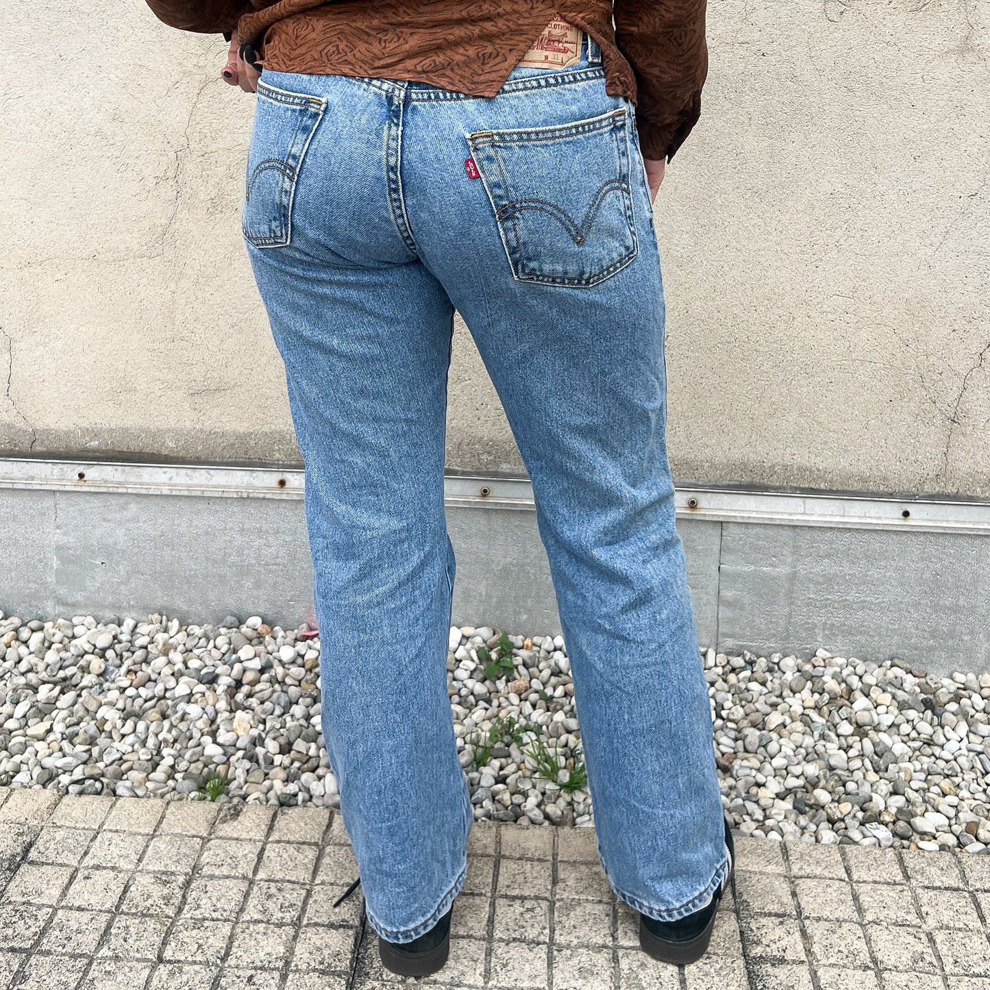 Jean Levi's boot cut 517