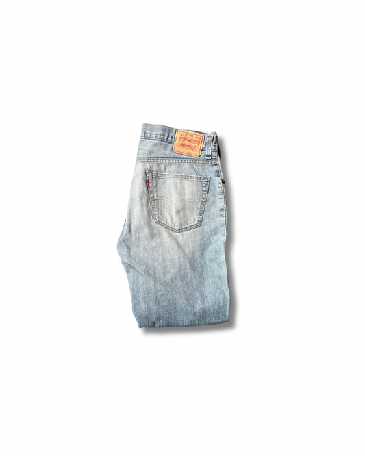 Jean Levi's 559